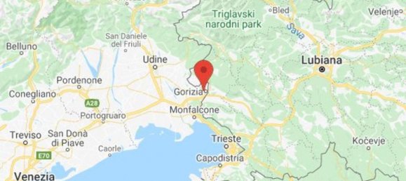 1240m² Warehouse in Gorizia, Italy No. 372640 2