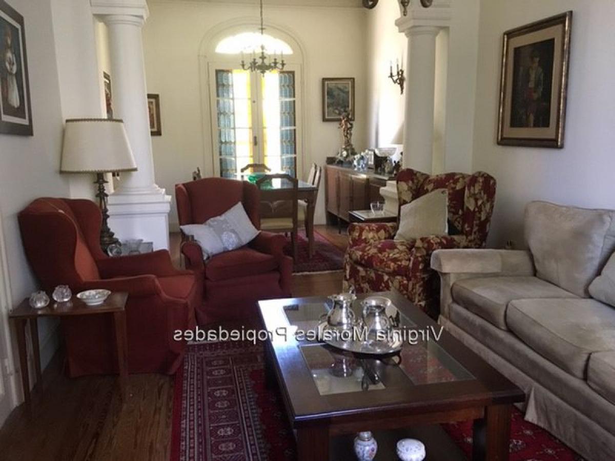 3 bedrooms House in Montevideo, Uruguay No. 7605