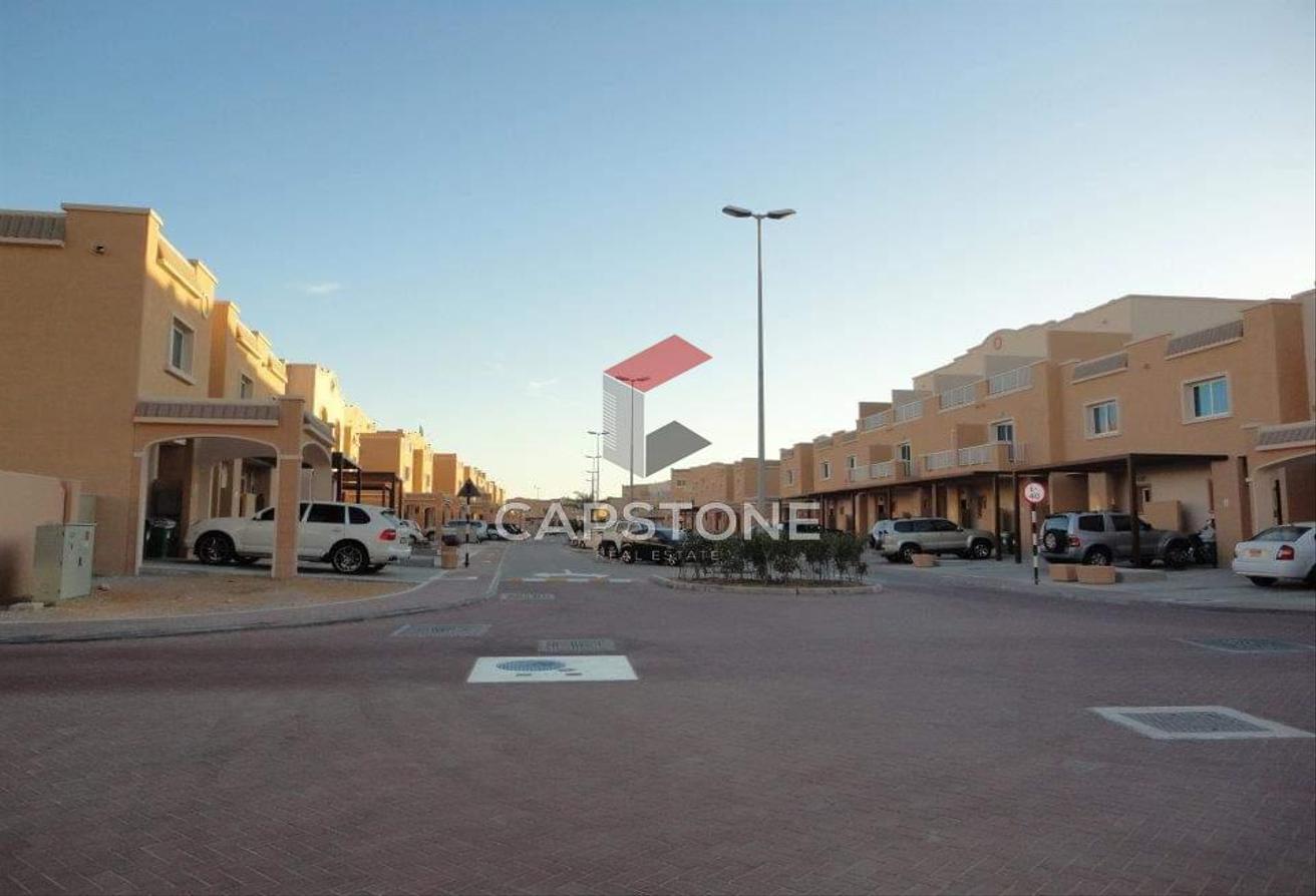 Villa T2 em Al Reef, UAE N.º 22237