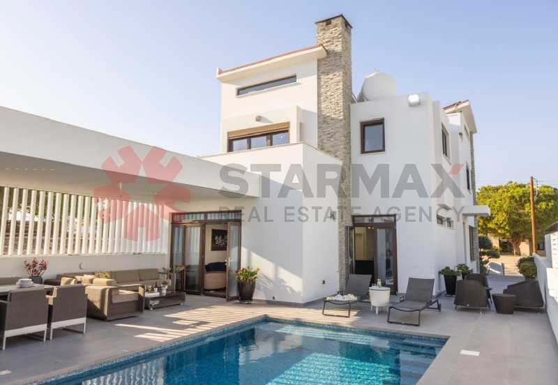 3 bedrooms Villa in Aradippou, Cyprus No. 21462