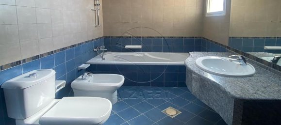 Villa de 4 dormitorios en Abu Dhabi, UAE No. 29225 19