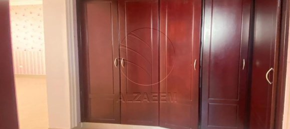 Villa de 4 dormitorios en Abu Dhabi, UAE No. 29225 16