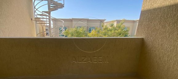 Villa de 4 dormitorios en Abu Dhabi, UAE No. 29225 18