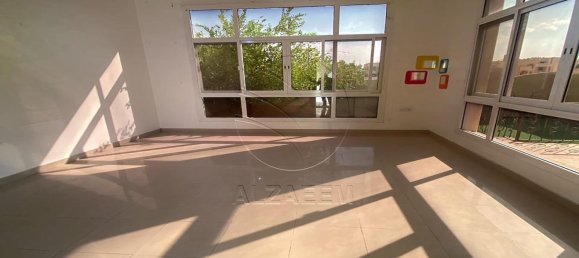Villa de 4 dormitorios en Abu Dhabi, UAE No. 29225 7