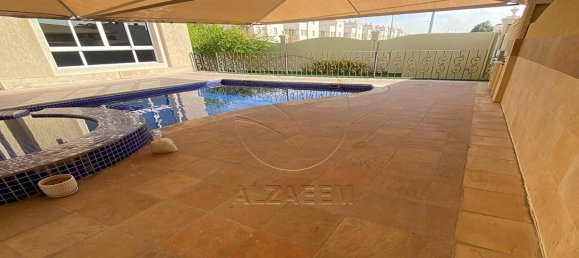 Villa de 4 dormitorios en Abu Dhabi, UAE No. 29225 4