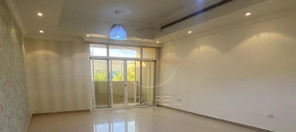 Villa de 4 dormitorios en Abu Dhabi, UAE No. 29225 14