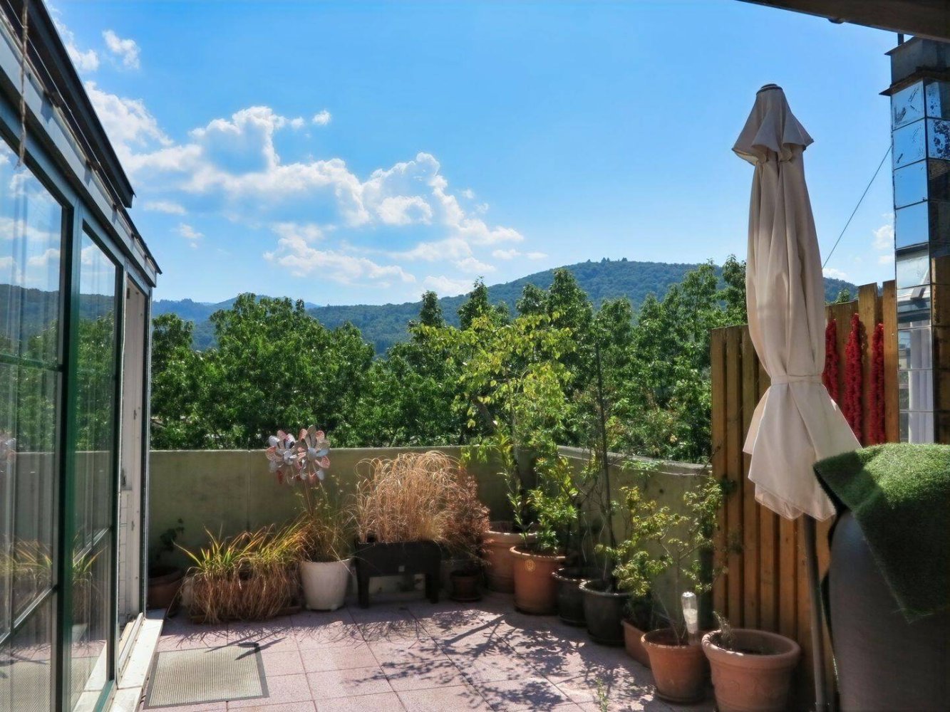 Дуплекс с 2 комнатами в Эммендинген, Германия № 298668