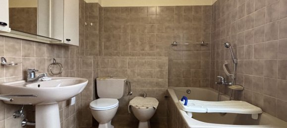 3 chambres Maison de ville à Bouzonville, France No. 160144 7