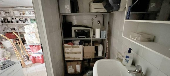  مرآب في Calenzano, Italy 36متر مربع رقم 107355 13