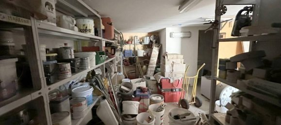  مرآب في Calenzano, Italy 36متر مربع رقم 107355 21