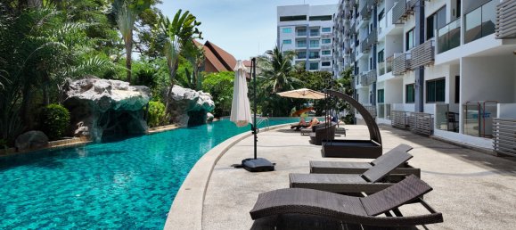 4 rooms Apartment for sale in Pattaya, Chonburi, Eastern Thailand, Thailand № 77732 15