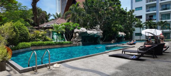 4 rooms Apartment for sale in Pattaya, Chonburi, Eastern Thailand, Thailand № 77732 20