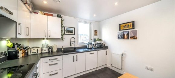 1 bedroom Apartment in London, United Kingdom No. 12836 6