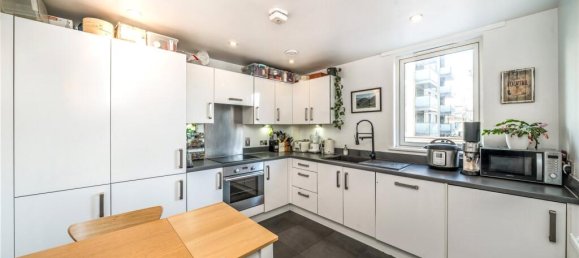 1 bedroom Apartment in London, United Kingdom No. 12836 3