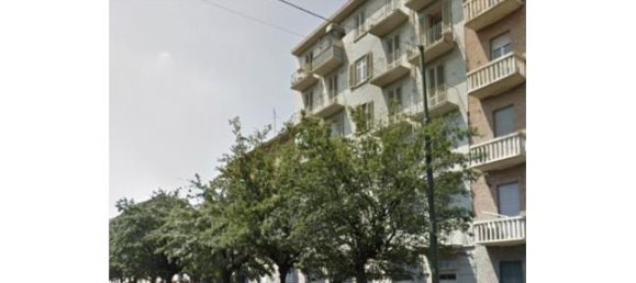 1 bedroom Apartment in Turin, Italy No. 252851 4