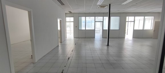 490m² Office in Bagno a Ripoli, Italy No. 315539 4