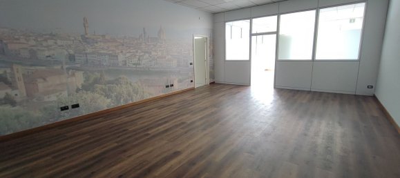 490m² Office in Bagno a Ripoli, Italy No. 315539 11