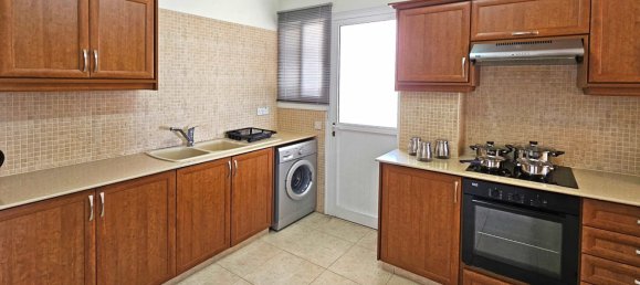 Apartamento de 3 dormitorios en Chloraka, Cyprus No. 1399 8