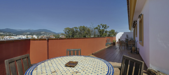 3 bedrooms Penthouse in Marbella, Spain No. 61332 6