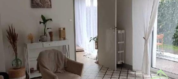 277m² Building in Saint-Junien, France No. 340123 2