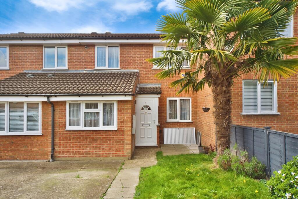 3 bedrooms House in London, United Kingdom No. 11641