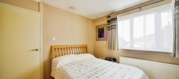 3 bedrooms House in London, United Kingdom No. 11641 12