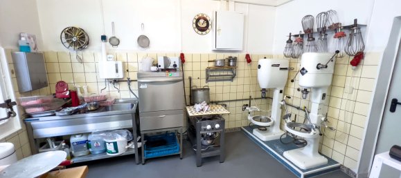 14 rooms Commercial property in Rhein-Lahn, Germany No. 178284 16