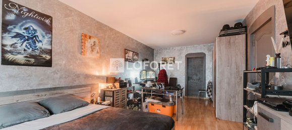 4 bedrooms House in Cantin, France No. 44422 6