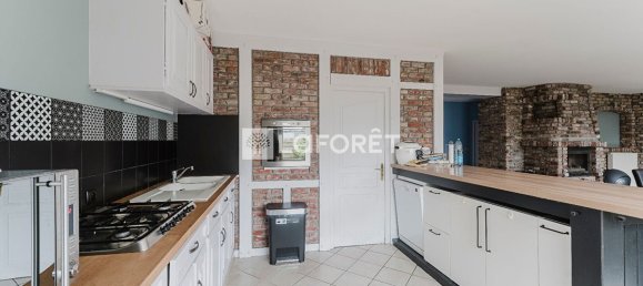 4 bedrooms House in Cantin, France No. 44422 5