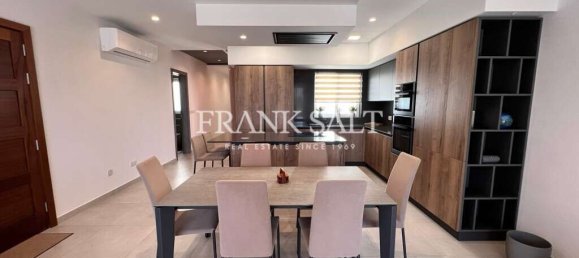 3 bedrooms Penthouse in Gharghur, Malta No. 4625 7