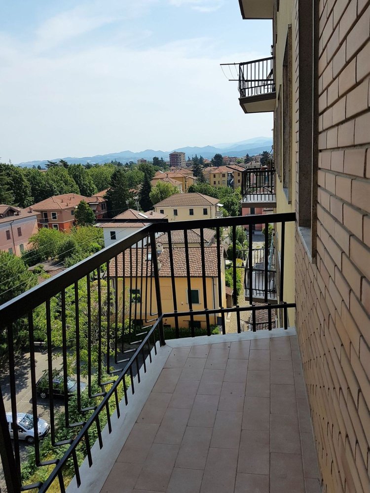 Apartamento de 3 divisões em Novi Ligure, Italy N.º 118323