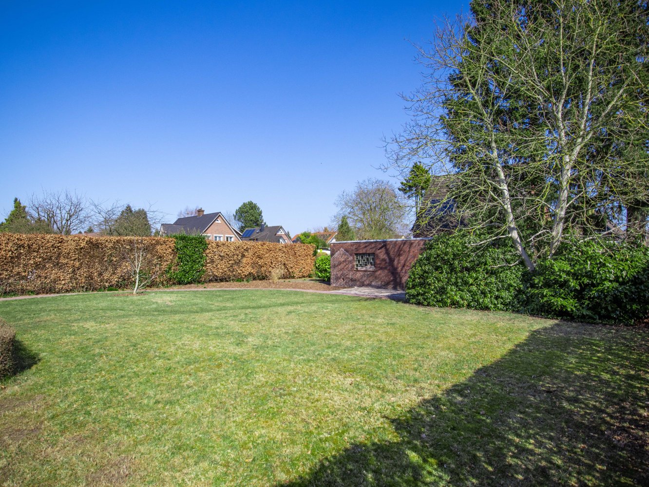  قطعة أرض في Eimsbuttel, Germany رقم 18457