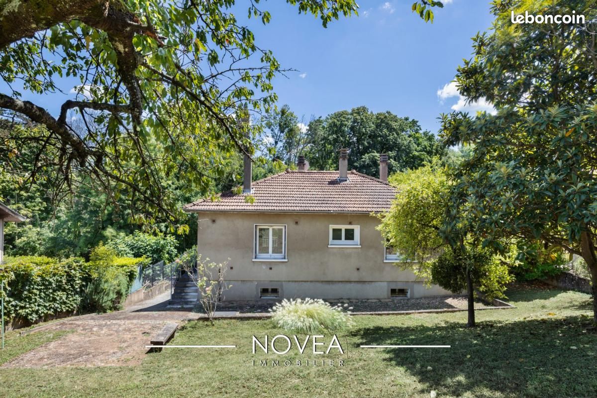 3 غرف نوم منزل في Saint-Romain-au-Mont-d'Or, France رقم 339278