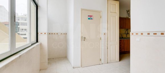 4 غرف نوم شقة في Lisbon, Portugal رقم 56880 3