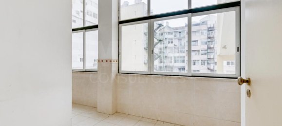 4 غرف نوم شقة في Lisbon, Portugal رقم 56880 2