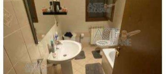 Garagem em Monsummano Terme, Italy 74 m² N.º 277395 12