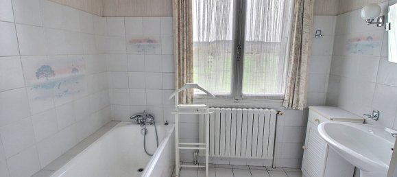 Casa de 4 dormitorios en Nogent-le-Roi, France No. 217222 4