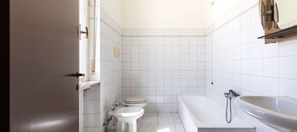 Apartamento de 3 dormitorios en Arosio, Italy No. 359712 27