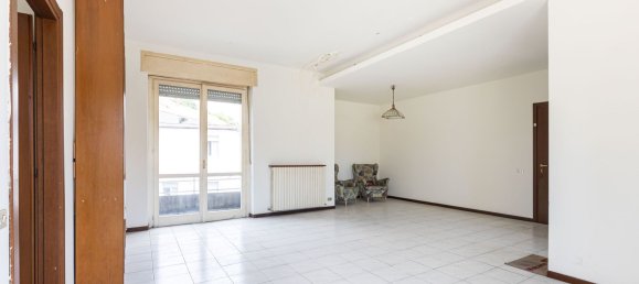 Apartamento de 3 dormitorios en Arosio, Italy No. 359712 5