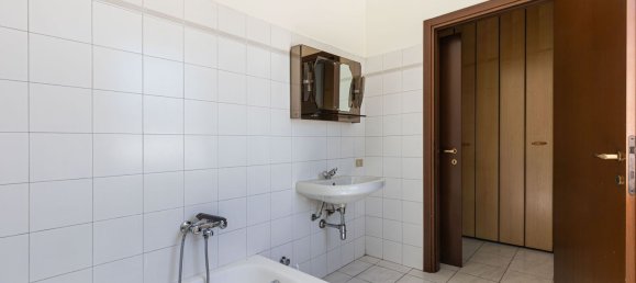 Apartamento de 3 dormitorios en Arosio, Italy No. 359712 29