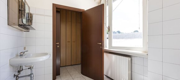 Apartamento de 3 dormitorios en Arosio, Italy No. 359712 30