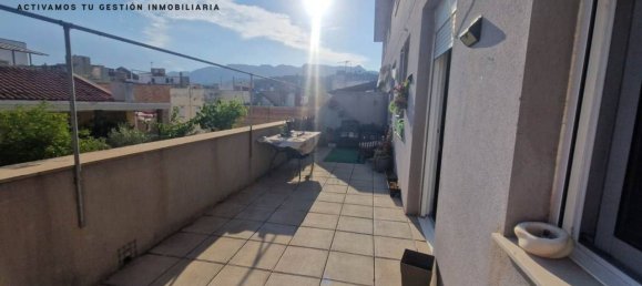 Дуплекс с 3 спальнями в Сан-Карлос-де-ла-Рапита, Испания № 175878 4