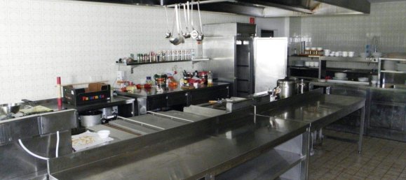 1500m² Hotel in Scharnstein, Austria No. 150121 11