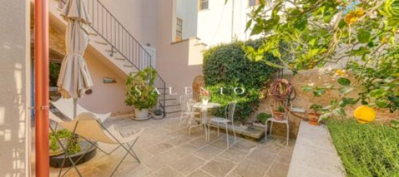 Коммерческая недвижимость с 6 спальнями в Morciano di Leuca, Италия № 147369 2