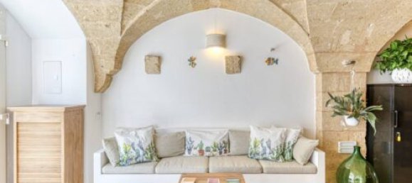 Коммерческая недвижимость с 6 спальнями в Morciano di Leuca, Италия № 147369 9