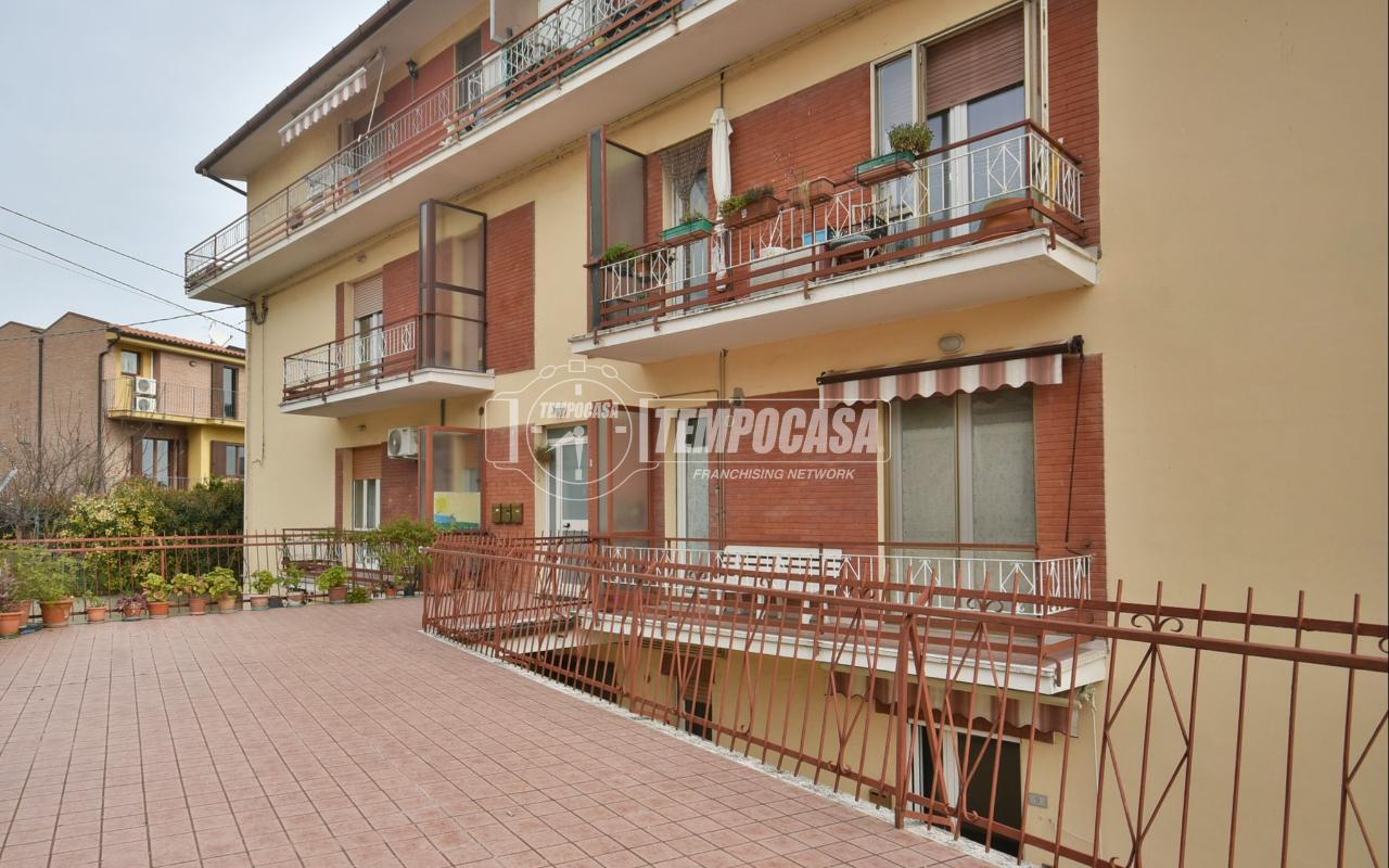 5غرفة شقة في Osimo, Italy رقم 37613