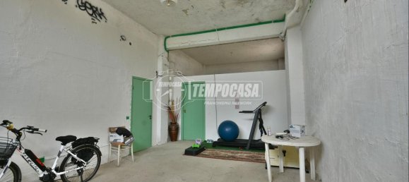 5غرفة شقة في Osimo, Italy رقم 37613 23