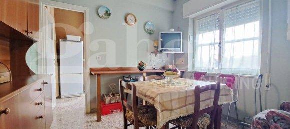 Apartamento de 2 dormitorios en Ardea, Italy No. 112015 9