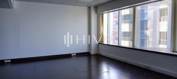 372.2m² Office in Sheikh Zayed Road, UAE No. 65734 18