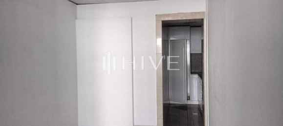 372.2m² Office in Sheikh Zayed Road, UAE No. 65734 3